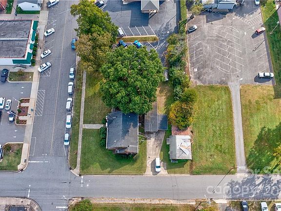 5th image of 213 N Holland St