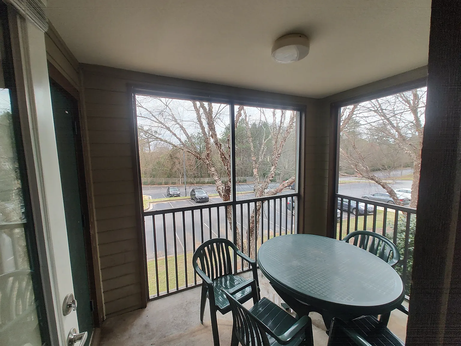 2 bed, 854 sqft, $750 — Photo 1