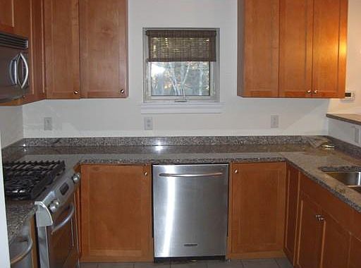 2nd image of 605 Alder Way