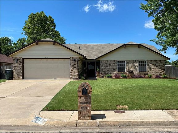 2nd image of 2621 Greenfield Dr
