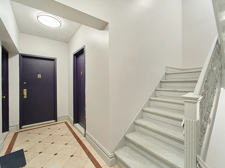 19 Commerce St #10 — Photo 6