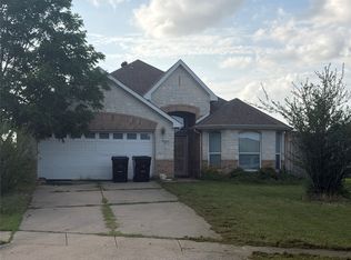140 Cherokee St, Greenville, TX 75402