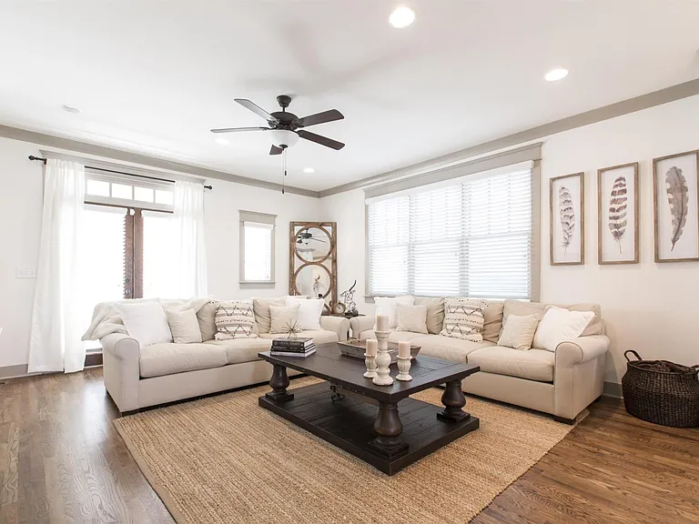 204 Burns Ave #13 — Photo 5