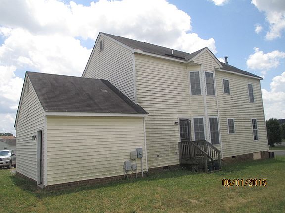 2nd image of 1504 Fawcett Ln