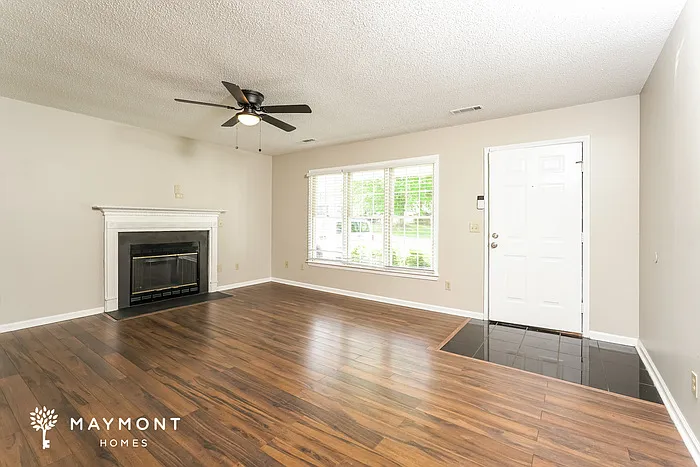 146 Twin Creeks Rd — Photo 4