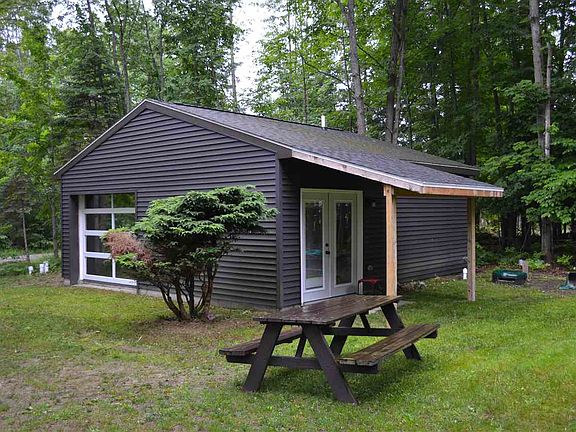 2nd image of 5685 Six Mile Lake Rd