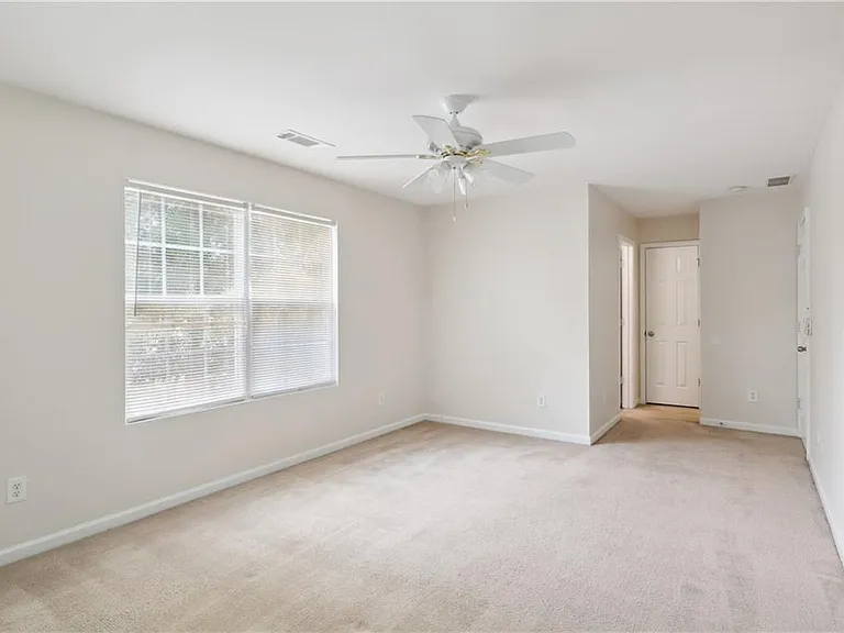 276 Hiawassee Dr — Photo 10