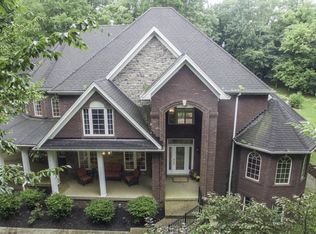 17201 Cedar Oak Trl, Fisherville, KY 40023