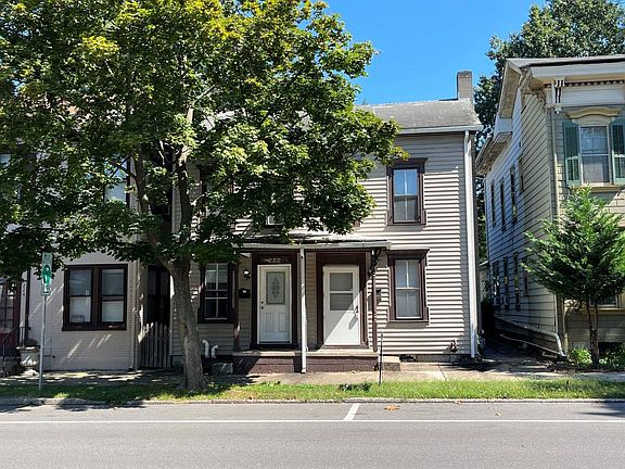 4th image of 222 N 3rd St