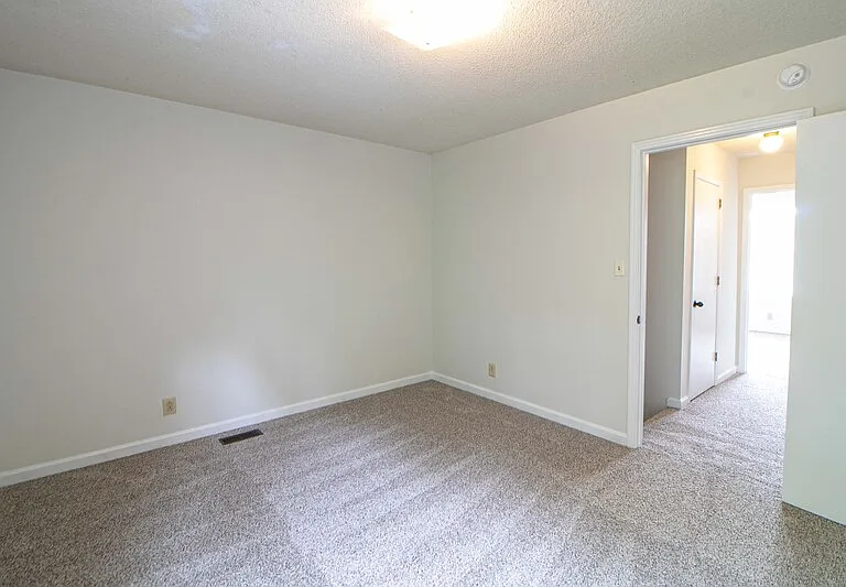 814 E Golfview Pl — Photo 14