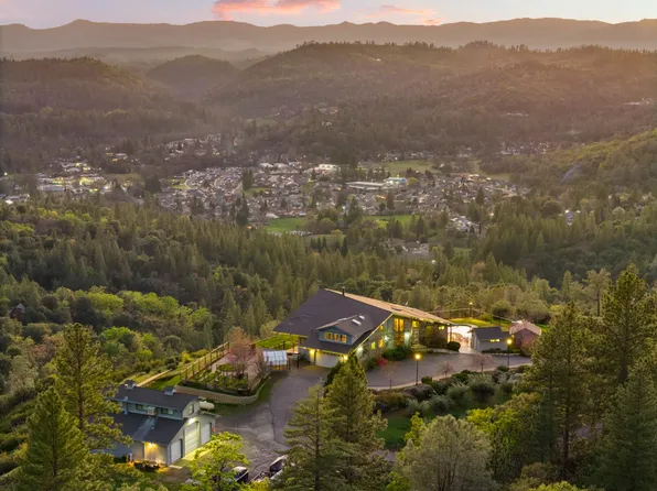 984 Crestview Dr, Murphys, CA 95247