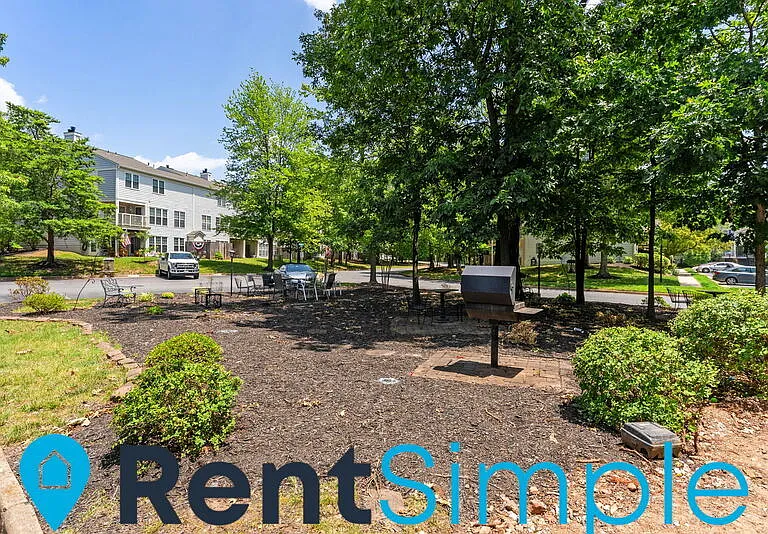 11192 Rienzi Pl #201 — Photo 32
