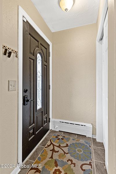 2nd image of 10 Maxwell Street