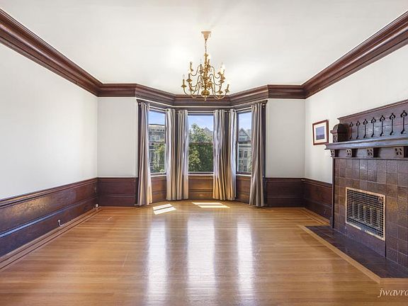 4th image of 1079 Dolores St