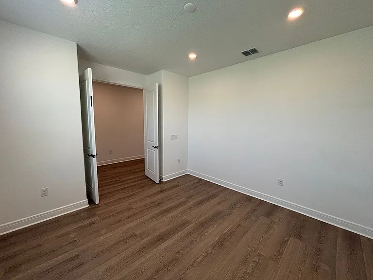 6360 SW 82nd Ter — Photo 7