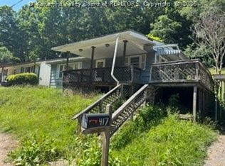 417 Norris Rd, Glenville, WV 26351
