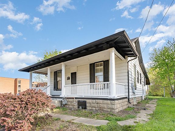 3rd image of 1501 Columbia Ave