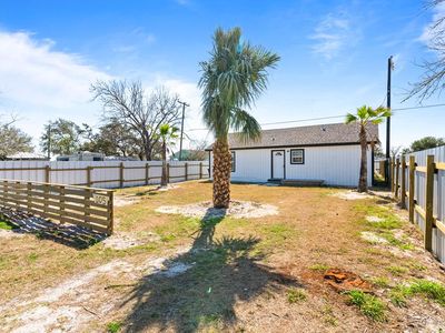 105 E Cornwall St, Rockport, TX, 78382