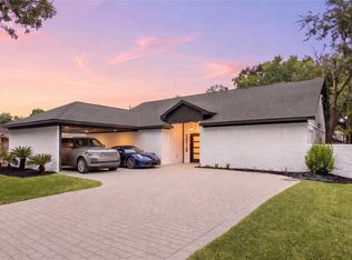 5518 Beechnut St, Houston, TX 77096