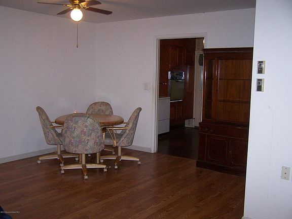 5th image of 35B Cambridge Ct #100B