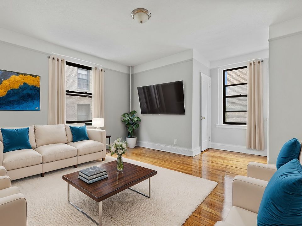 1st image of 4309 40th St APT 03H