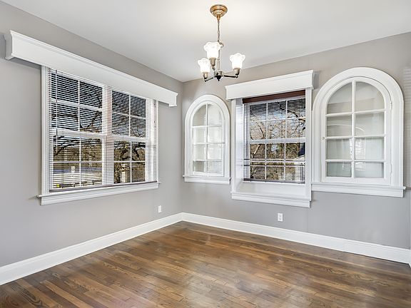 5th image of 1501 Newfield Ln