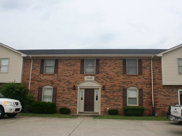 1076 Raintree Dr