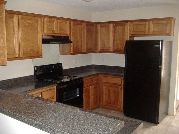2nd image of 10431 Redmond Dr