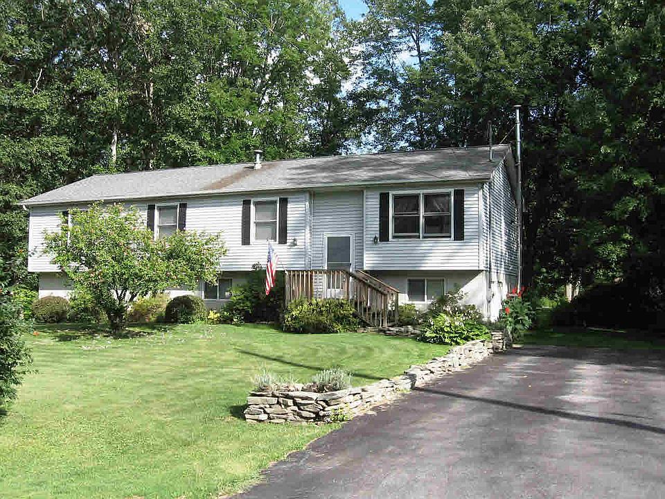 1st image of 28 Laurie Ln