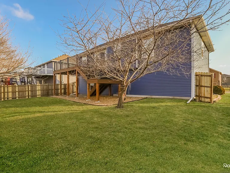 16402 Speaker Ave — Photo 15