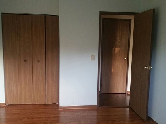 5th image of 2230 Abbeywood Dr APT B