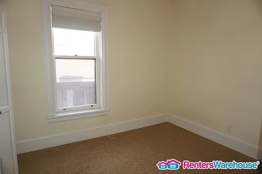 596 Summit Ave #2 — Photo 12