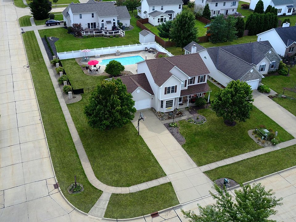 1st image of 4144 Roanoke Dr