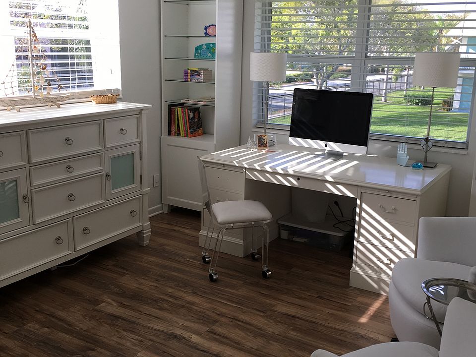 2nd image of 880 Horizons W APT 201