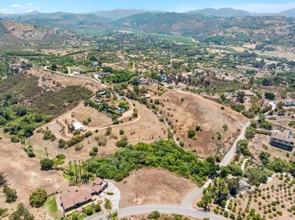 31801 Wrightwood Rd, Bonsall, CA 92003