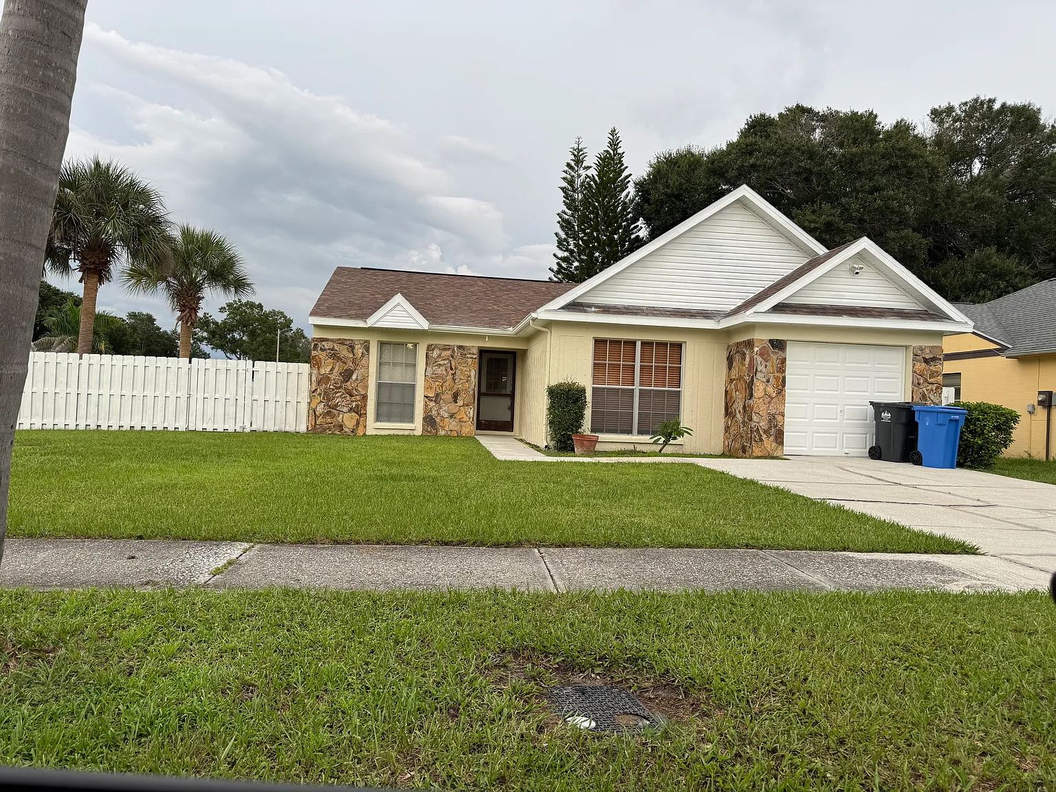 3 bed, 1244 sqft, $2,175 — Photo 1