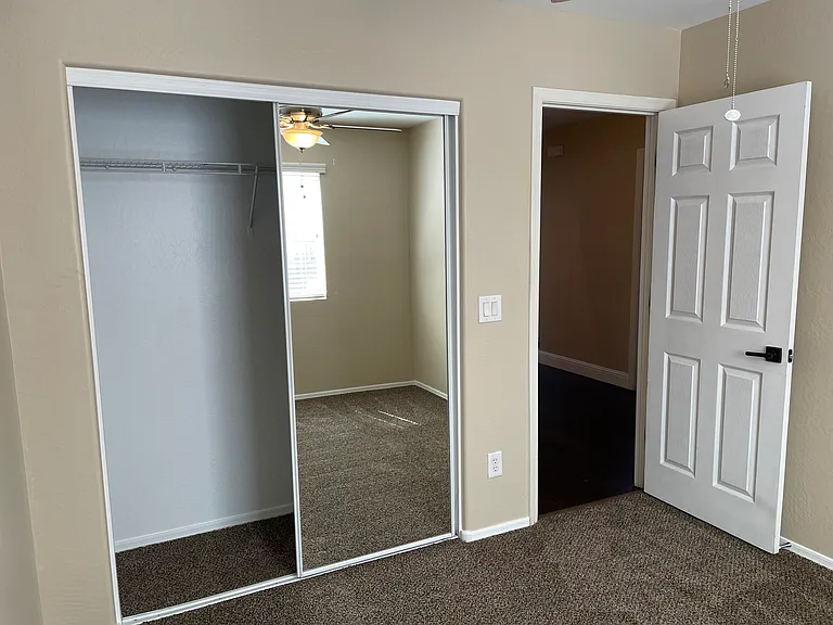 5217 W Fulton St — Photo 30