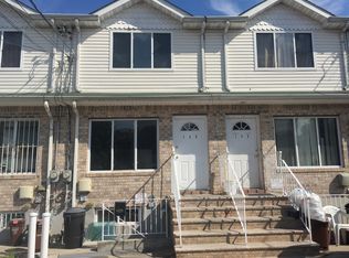 125 Seneca St, Staten Island, NY 10310