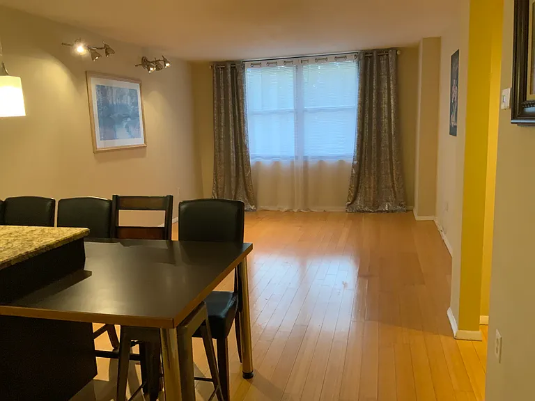 701 S Madison Ave #213 — Photo 6