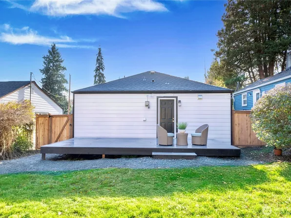 3538 SW Southern Street, Seattle, WA 98126