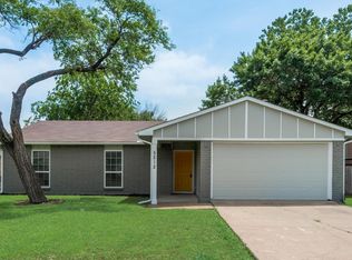 5212 Kisor Dr, The Colony, TX 75056