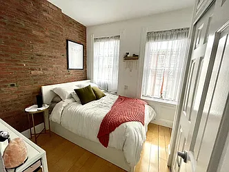 Rented by LJ Sloane Management