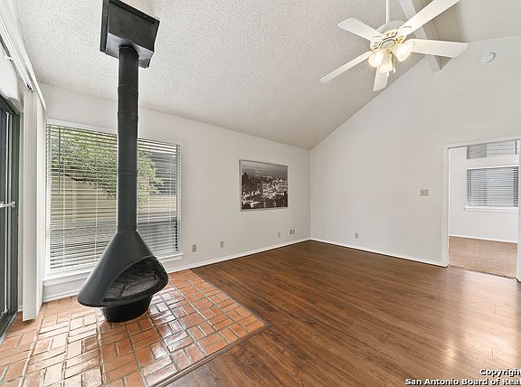 4th image of 11815 Vance Jackson Rd APT 3201