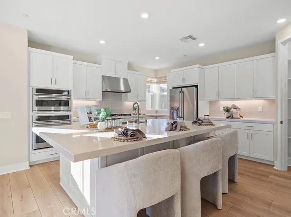 27387 Fox Den Pl, Valencia, CA 91381