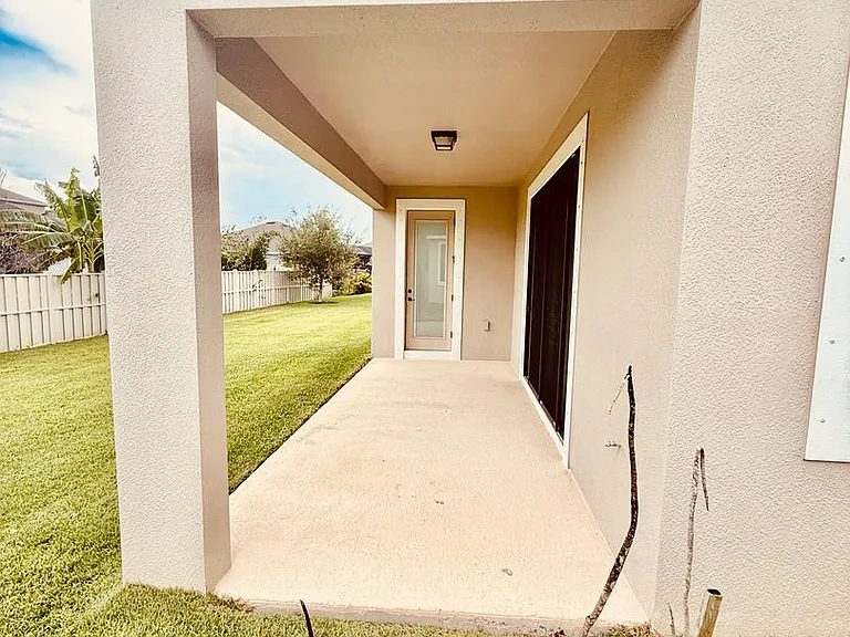 7594 Poulicny Ln — Photo 45