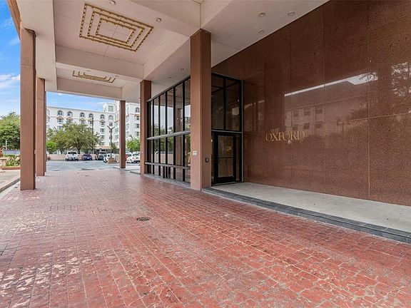 3rd image of 5150 Hidalgo St Unit 501