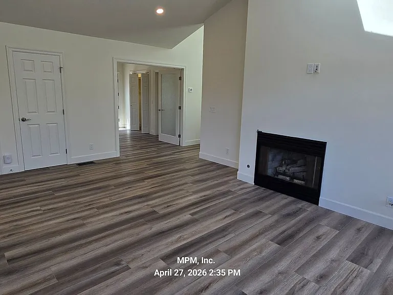 5136 Hillcrest Dr — Photo 27