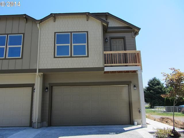 1st image of 10909 NE 44th St