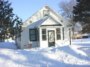 307 Center St, Boscobel, WI 53805