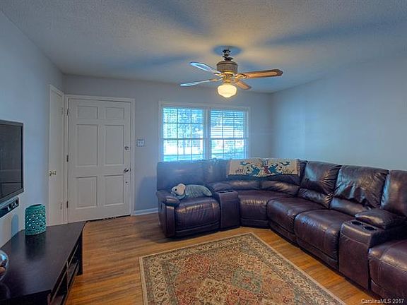 3rd image of 1153 Westover Cir